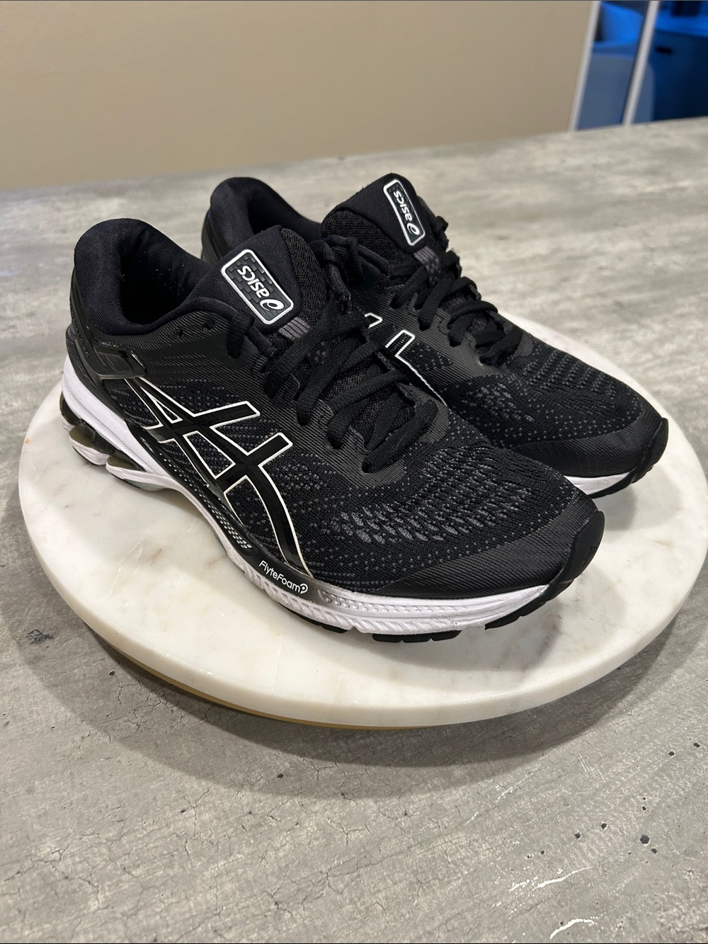 Asics Gel-Kayano Black Running Sneakers with White Accents Women’s Size 9